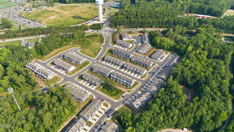 2131 Stegemann St, Apex, NC 27502