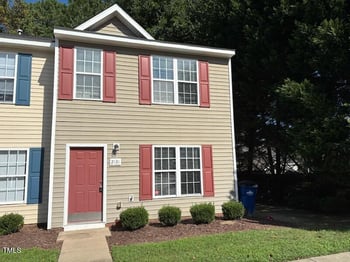 2131 Walnut Bluffs Ln, Raleigh, NC 27610