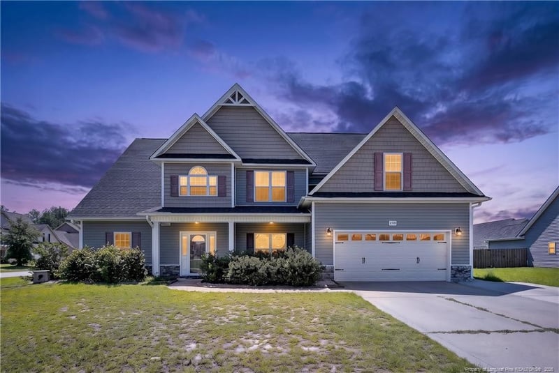 2131 Yates Ranch Rd, Hope Mills, NC 28348
