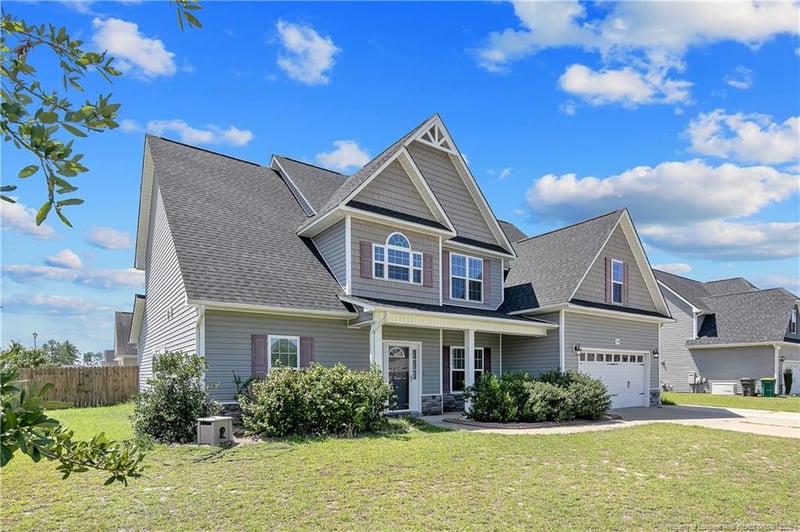 2131 Yates Ranch Rd, Hope Mills, NC 28348