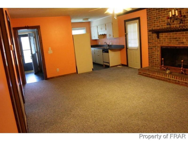 2132 Oriole Cir, Sanford, NC 27330