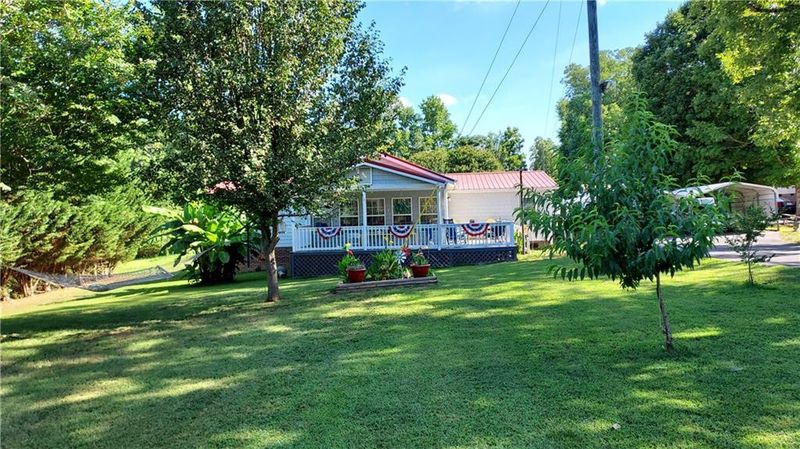 2132 Pleasant Woods Ct, Burlington, NC 27217