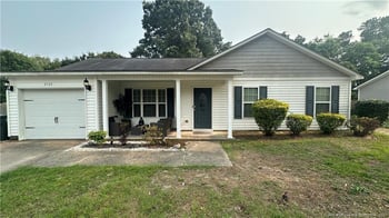2133 Coinjock Cir, Fayetteville, NC 28304