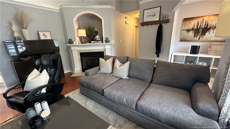 2133 Coinjock Cir, Fayetteville, NC 28304