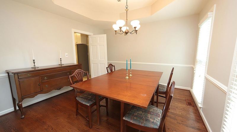 2133 Longwood Dr, Raleigh, NC 27612