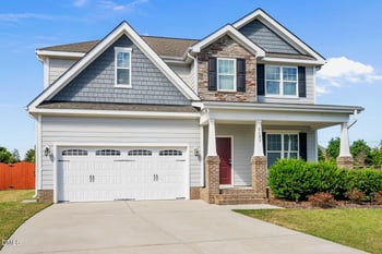 2133 Mills Crest St, Fuquay Varina, NC 27526