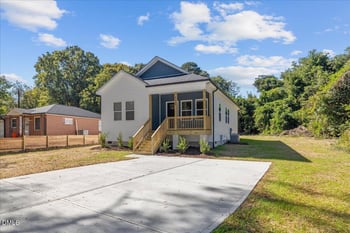2133 Wiggins St, Burlington, NC 27215