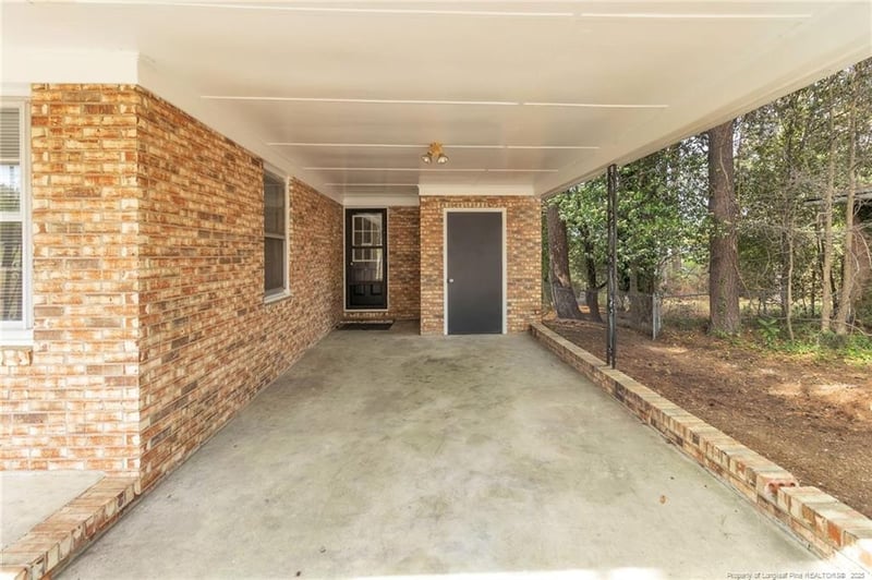2134 Biltmore Dr, Fayetteville, NC 28304