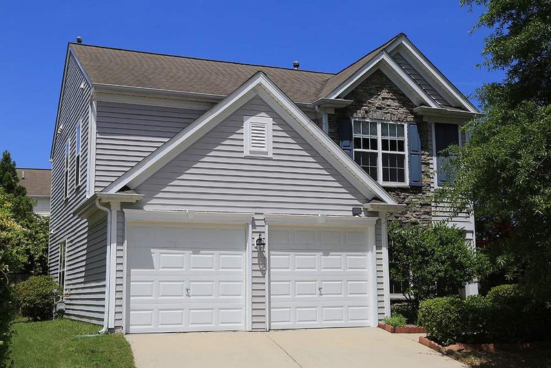 2135 Rivergrass Ct, Raleigh, NC 27610