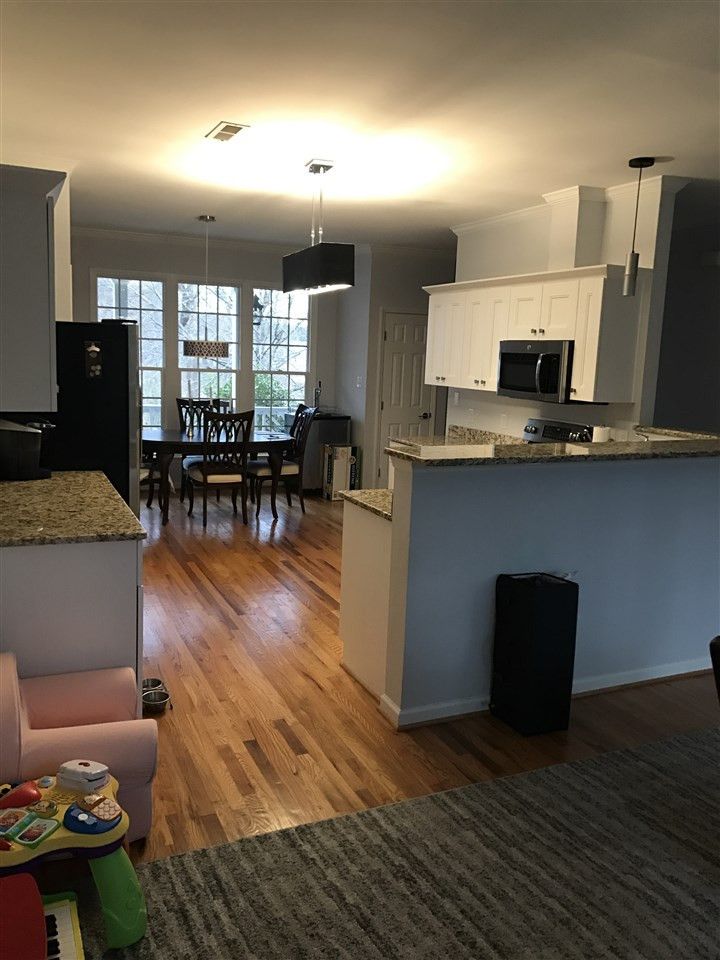 2136 Bellaire Ave, Raleigh, NC 27608