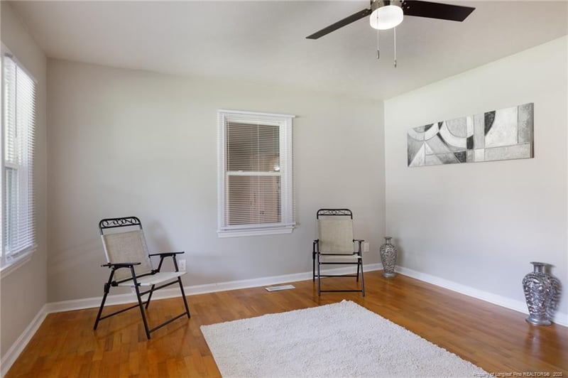 2136 Buckhorn Rd, Fayetteville, NC 28304