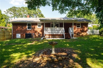 2136 Buckhorn Rd, Fayetteville, NC 28304