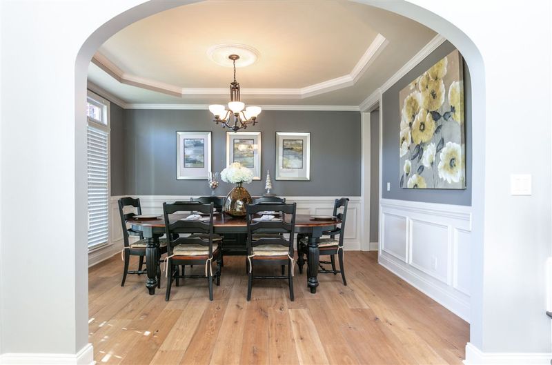 2136 Crigan Bluff Dr, Cary, NC 27513