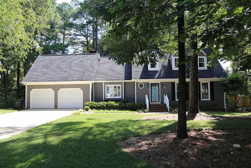 2136 Hamrick Dr, Raleigh, NC 27615