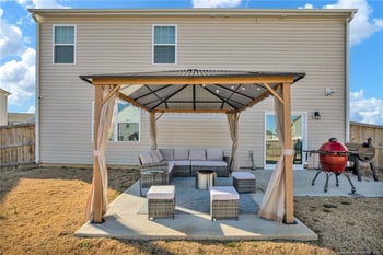 2137 Clydesmill Rd, Fayetteville, NC 28314