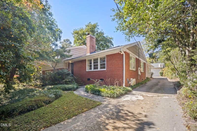 2137 Coley Forest Pl, Raleigh, NC 27607