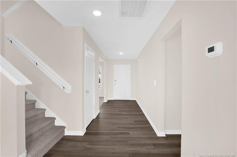 2137 Purebred Cir, Hope Mills, NC 28348