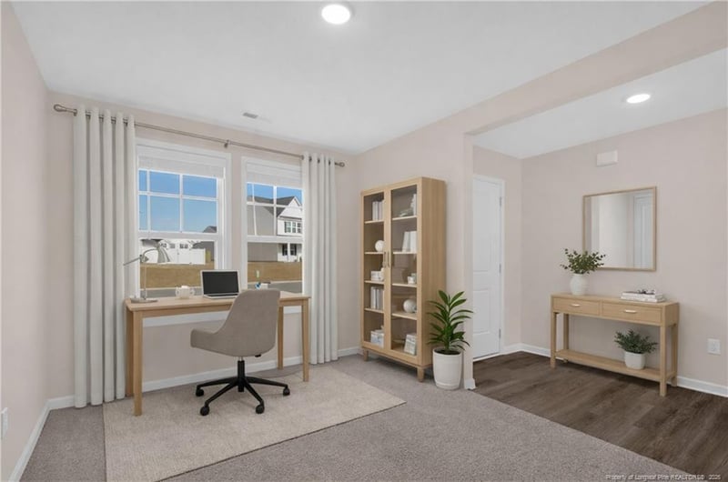 2137 Purebred Cir, Hope Mills, NC 28348