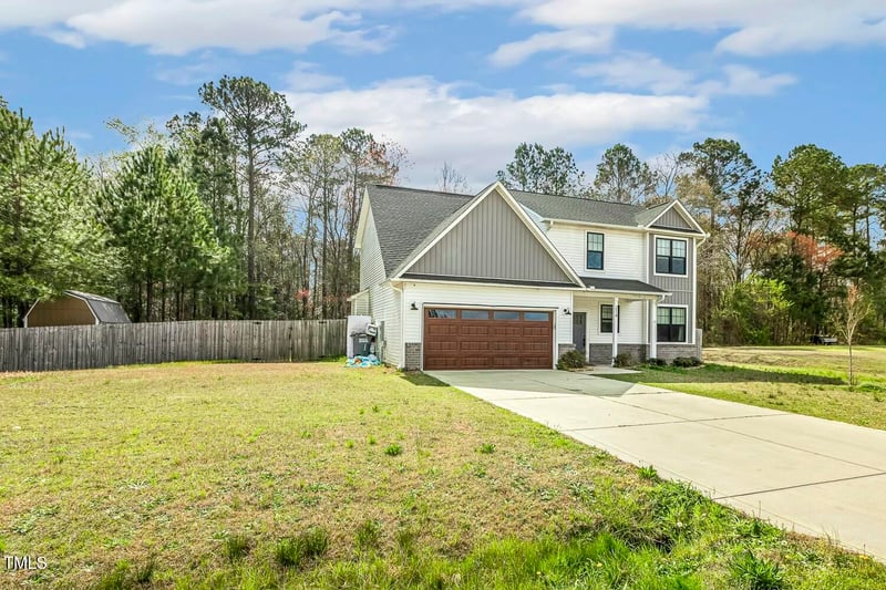 214 Apache Trl, Sanford, NC 27332