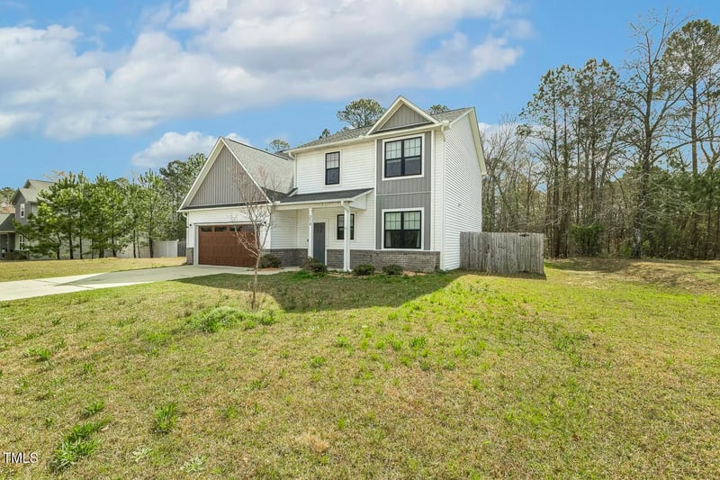 214 Apache Trl, Sanford, NC 27332