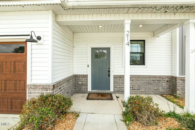 214 Apache Trl, Sanford, NC 27332