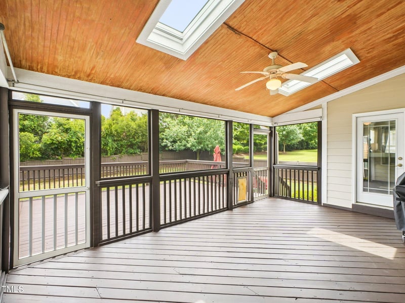214 Ashdown Forest Ln, Cary, NC 27519