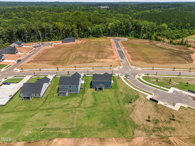214 Bluebell St, Sanford, NC 27330