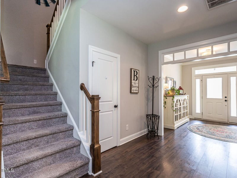 214 Cairnie Pl, Clayton, NC 27527