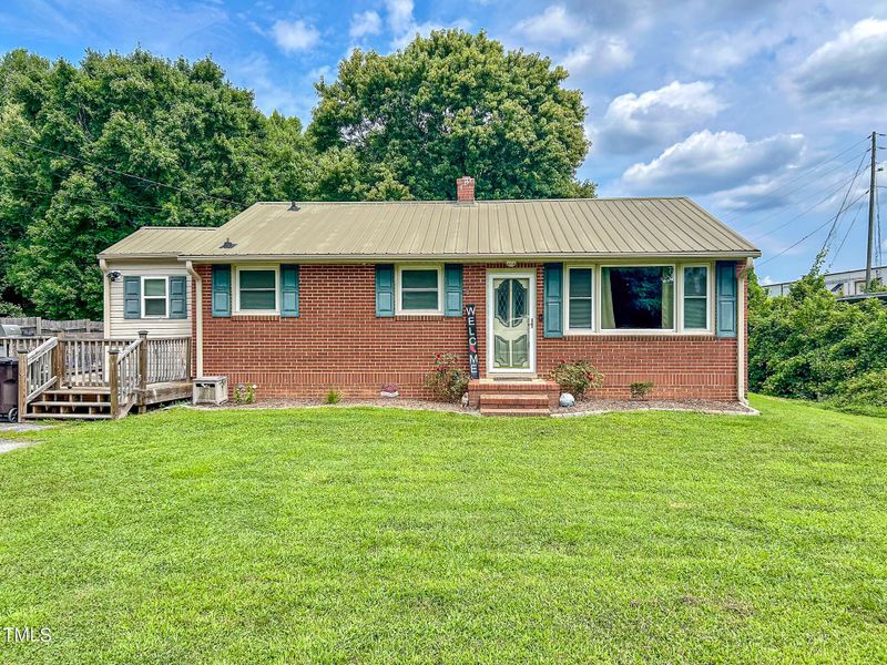 214 Clayton Ave, Roxboro, NC 27573