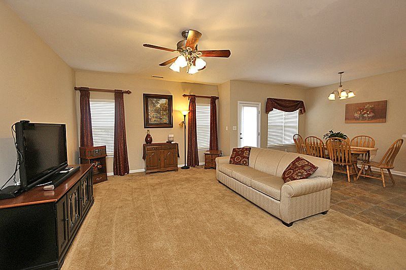 214 Cline Falls Dr, Holly Springs, NC 27540