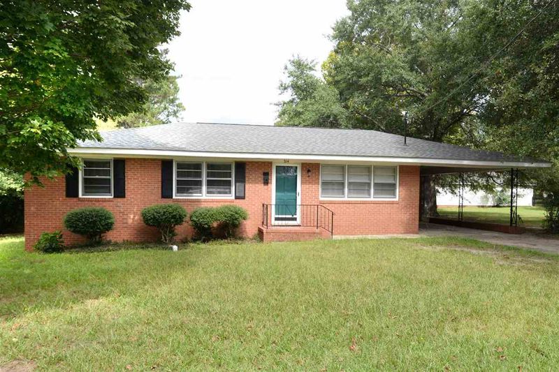 214 Compton St, Clayton, NC 27520