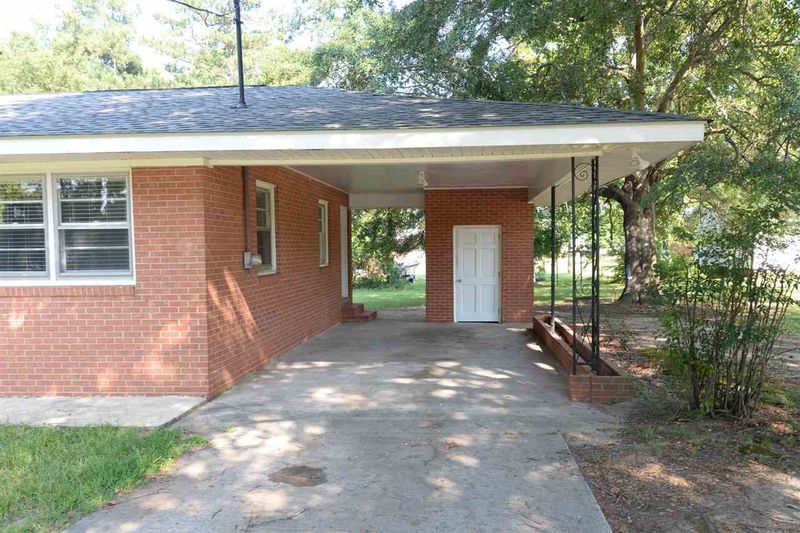 214 Compton St, Clayton, NC 27520