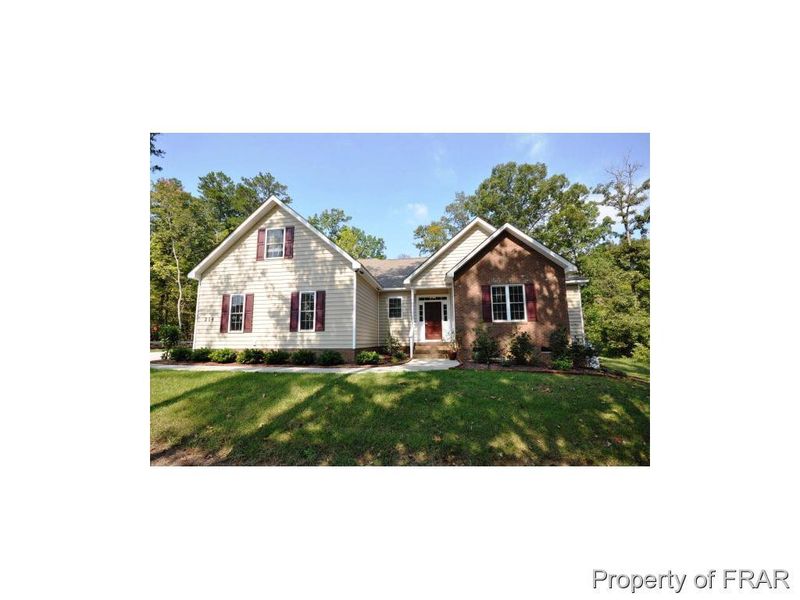 214 Copper Ridge Dr, Sanford, NC 27330