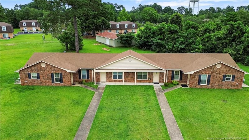 214 Crabapple Cir, Fayetteville, NC 28303
