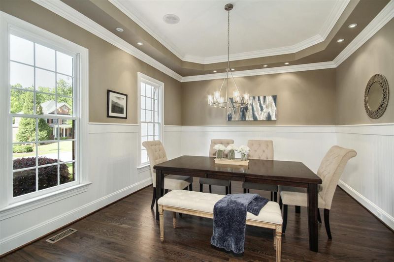 214 Devonhall Ln, Cary, NC 27518