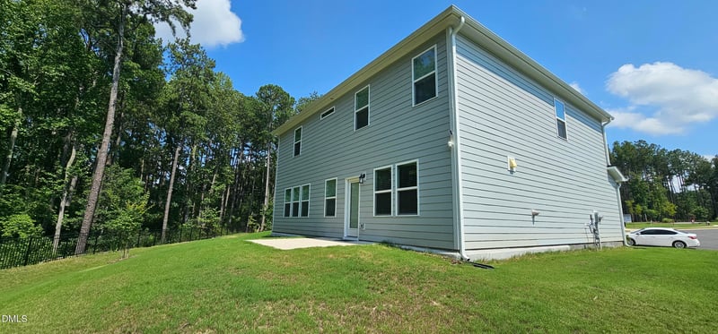 214 Dreamweaver Ct, Sanford, NC 27330