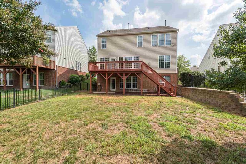 214 Euphoria Cir, Cary, NC 27519