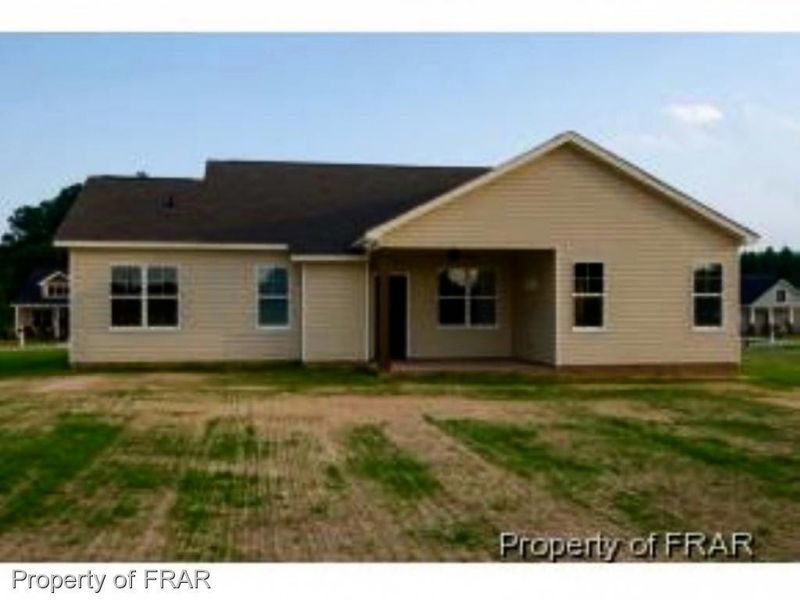 214 Fairfax Dr, Sanford, NC 27332