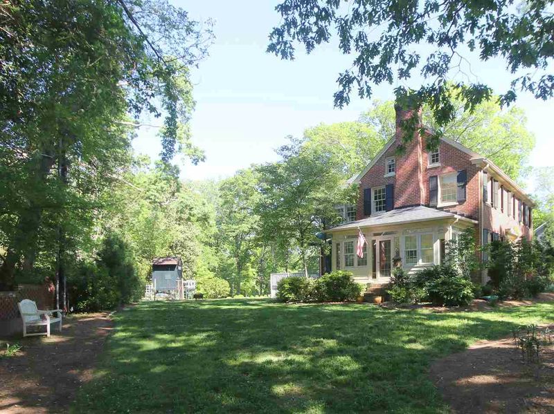 214 Glenburnie St, Chapel Hill, NC 27514