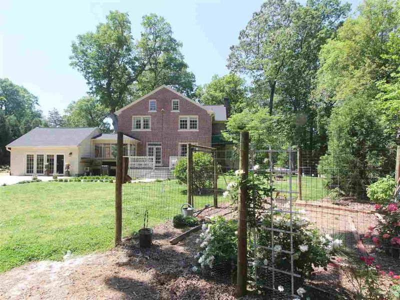 214 Glenburnie St, Chapel Hill, NC 27514