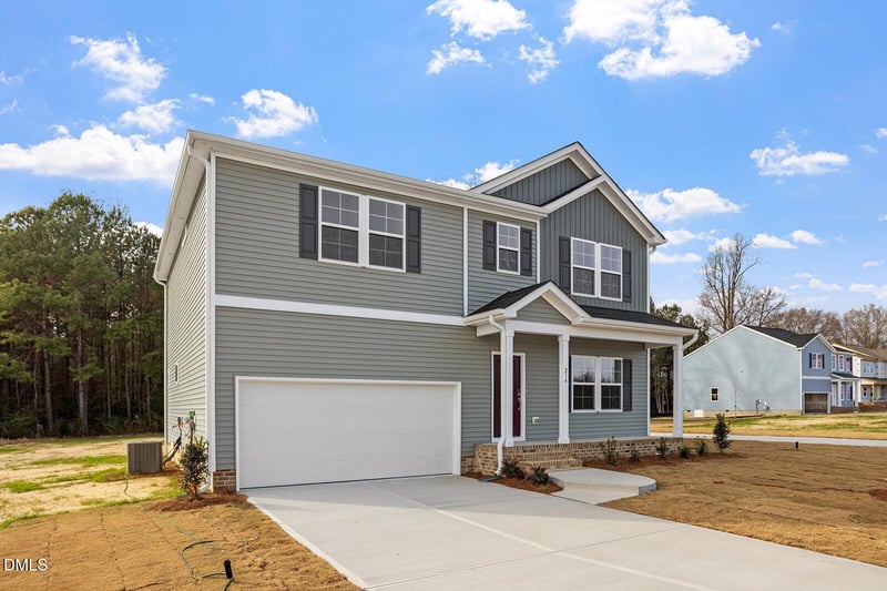 214 Harriette Ct, Lillington, NC 27546