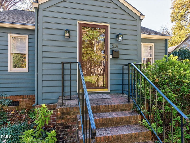 214 Hudson St, Raleigh, NC 27608