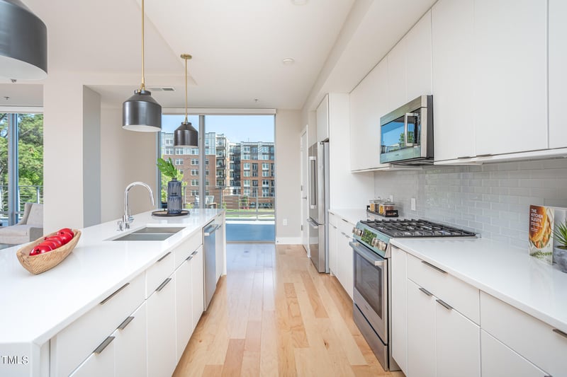 214 Hunt St #303, Durham, NC 27701