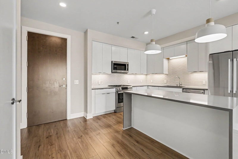 214 Hunt St #710, Durham, NC 27701