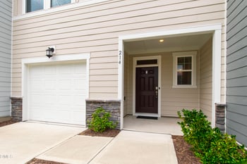214 Lennox Spring Dr, Wake Forest, NC 27587