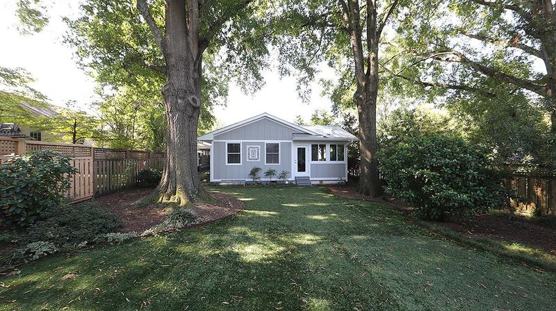 214 Marsh Ave, Raleigh, NC 27606