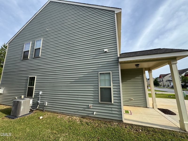 214 Marsh Creek Dr, Garner, NC 27529