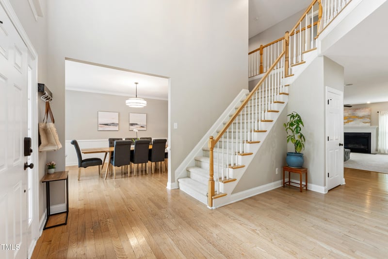 214 Moravia Ln, Cary, NC 27513