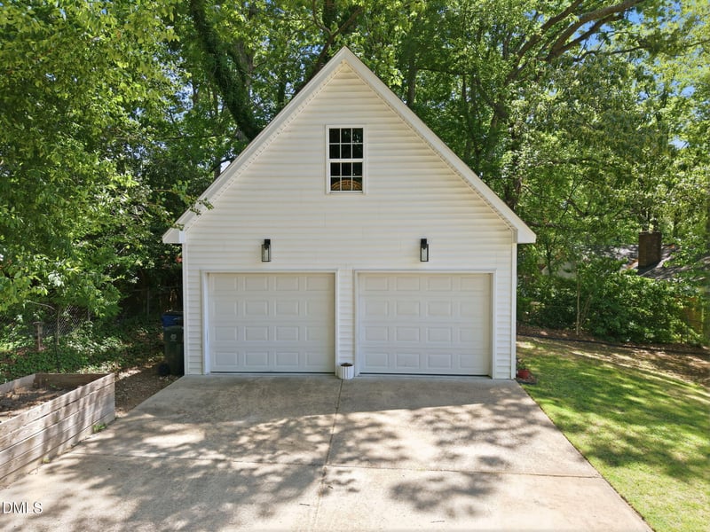 214 Northfield Dr, Raleigh, NC 27609