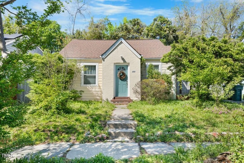 214 Northwood Cir, Durham, NC 27701